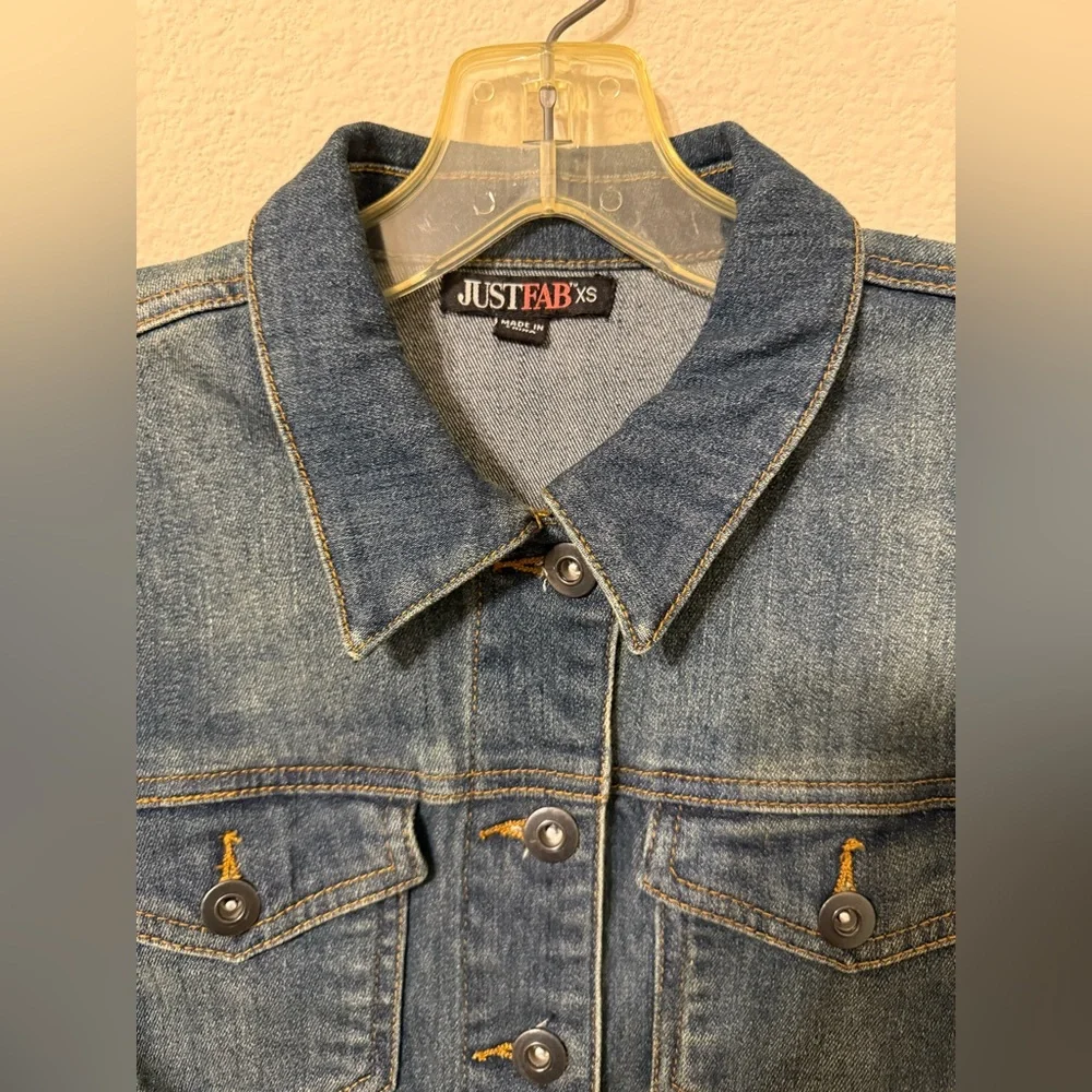 JUSTFAB Cropped Denim Trucker Jacket? - Picture 5 of 5